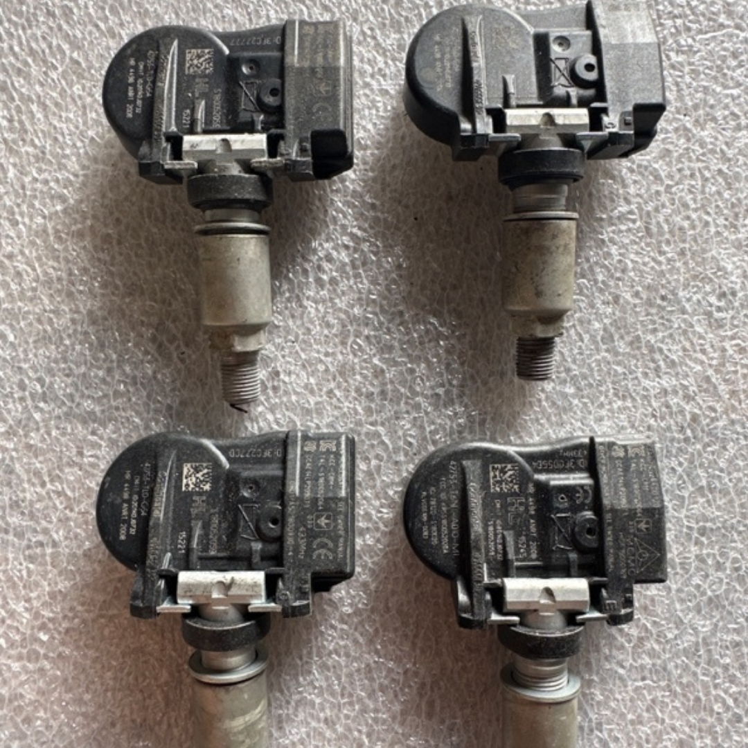 Set of 4 Honda TPMS Tire Pressure Sensor 42753-T6N-A01 01b53b81