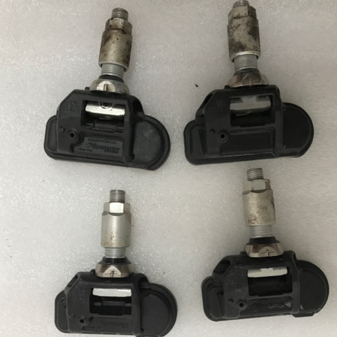 Set of 4 Mercedes TPMS Sensor 433mhz A0009050030 e722567d