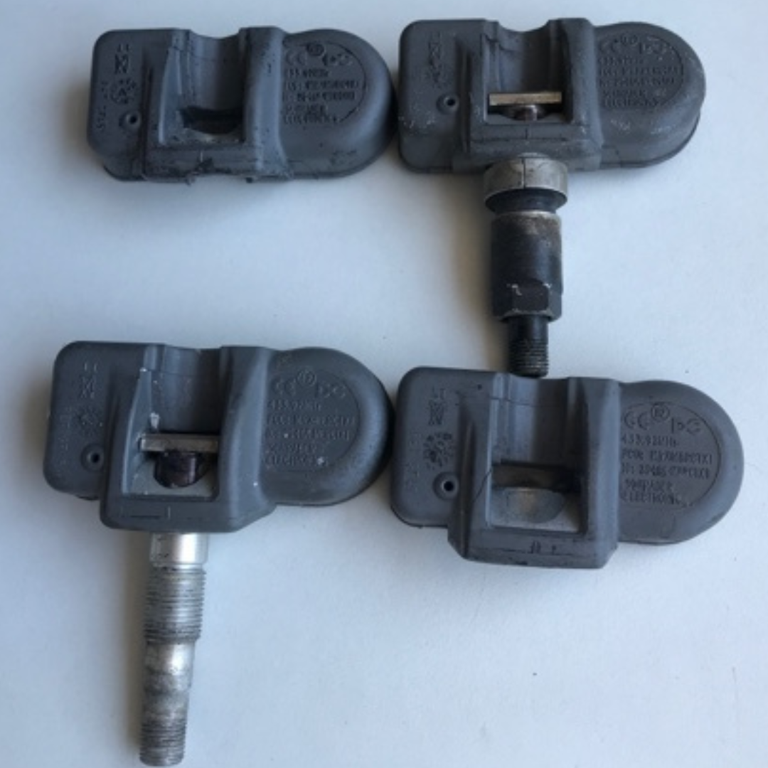 Set of 4 Mercedes-Benz Tire Pressure System TPMS f9e9f38f