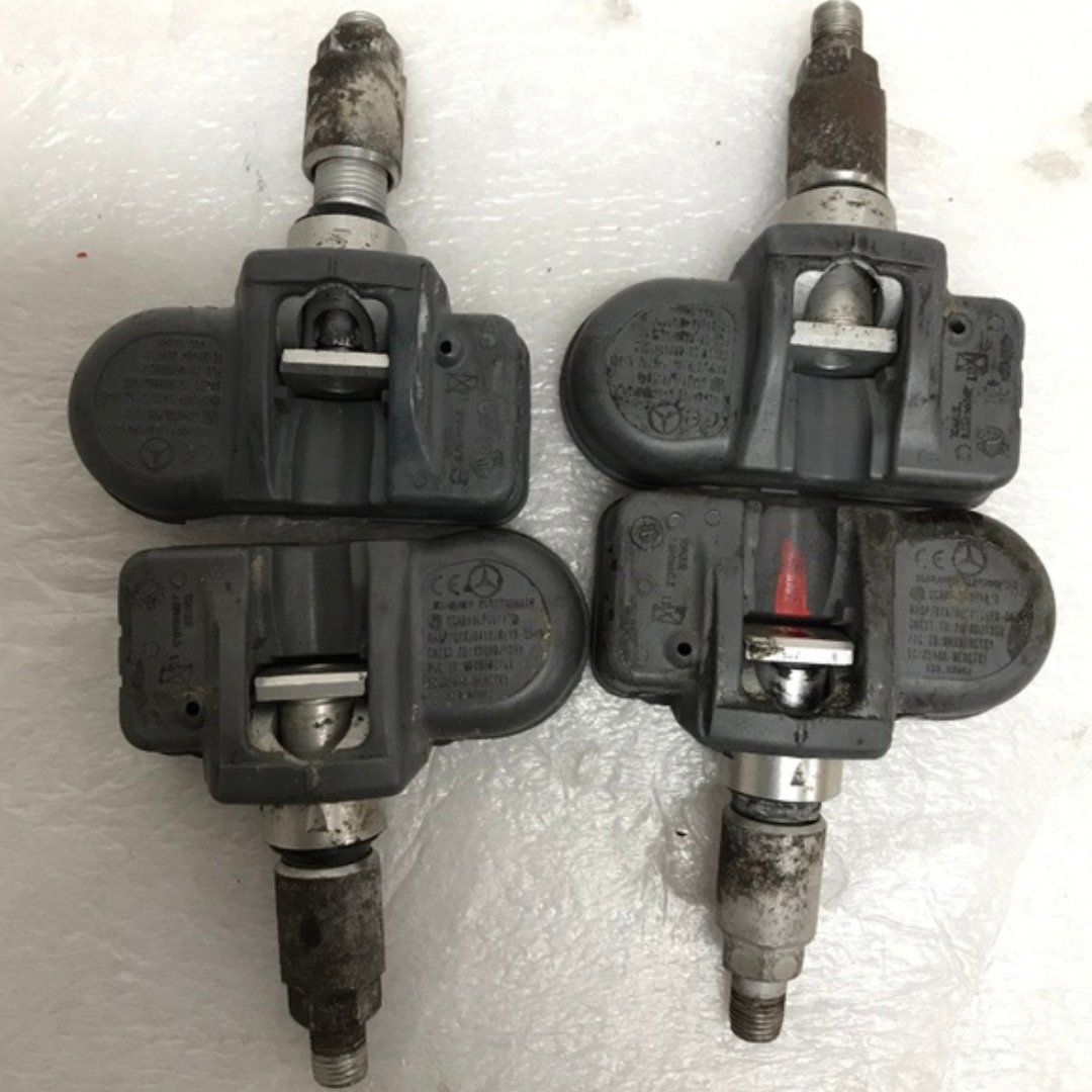 Set of 4 Mercedes Schrader TPMS Sensor A0009054100 433mhz ea7fec60