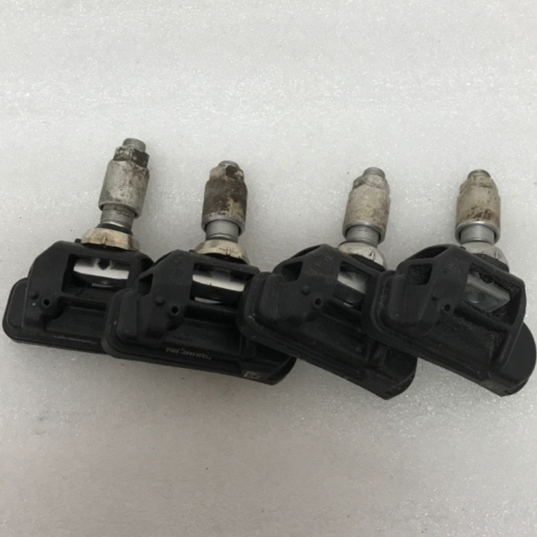 Set of 4 Mercedes Benz TPMS 433MHz 0009050030