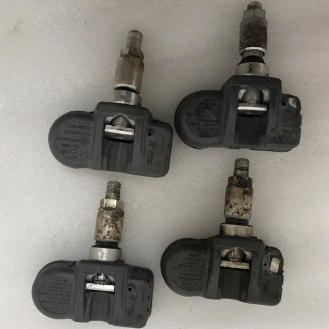 SET OF 4 TPMS SENSOR 433 MHZ MERCEDES BENZ A0009054100 5bc60b67