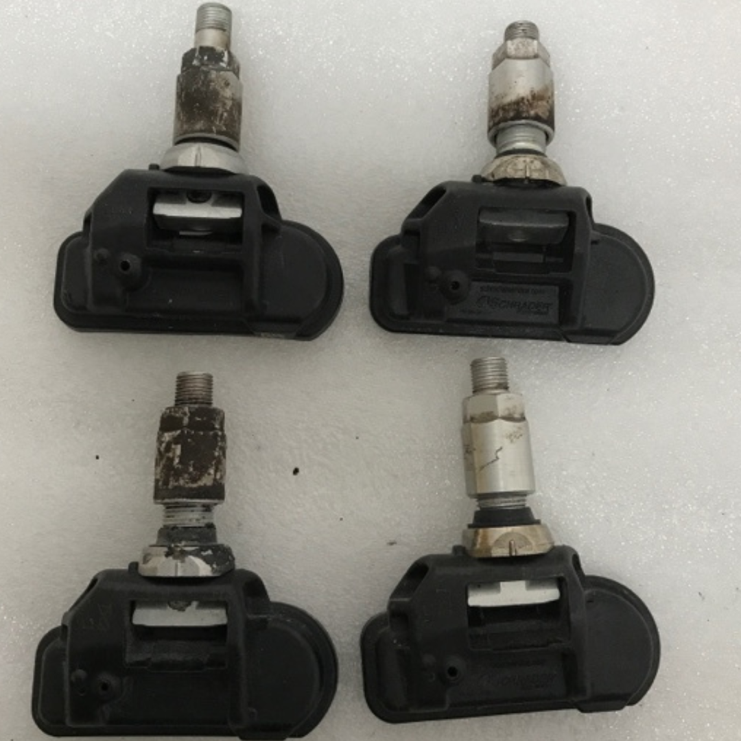 Set of 4 Mercedes Benz Schrader TPMS Sensor 0009050030 433MHz 1599123e