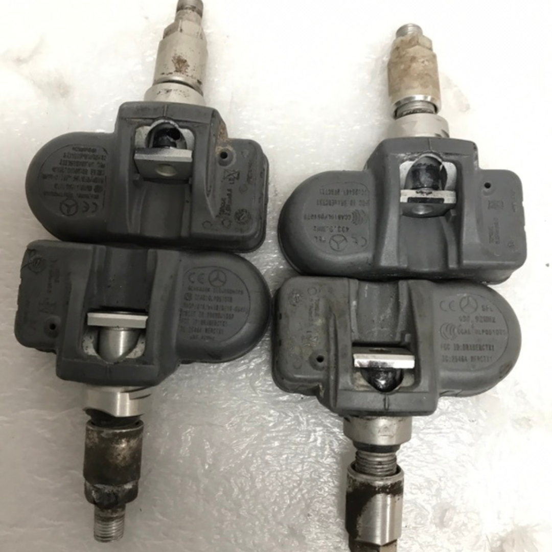 Set of 4 Mercedes Schrader TPMS Sensor A0009054100 433mhz Cb9a76fa