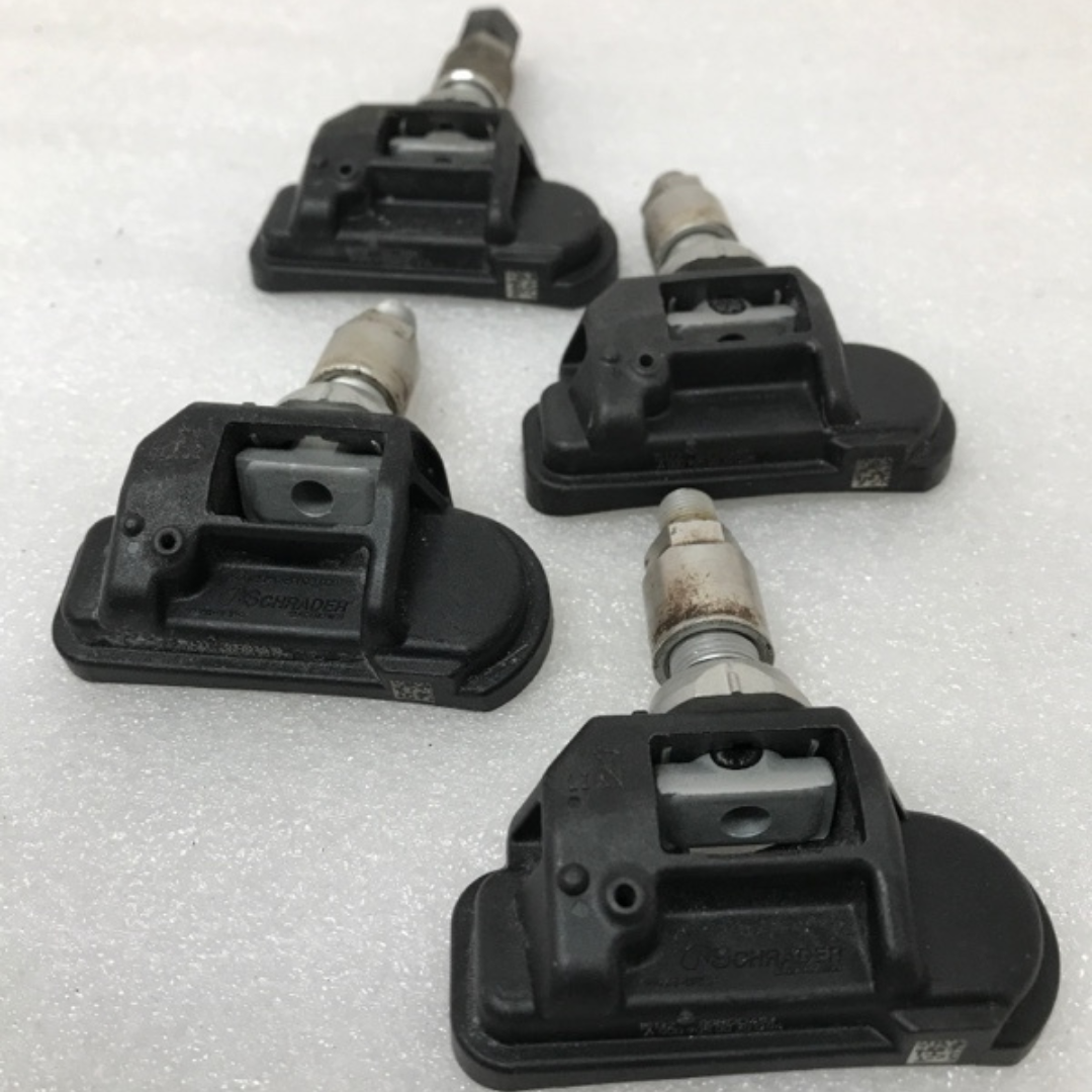 Set of 4 Mercedes Benz Schrader TPMS Sensor 0009050030 a1bO35fe