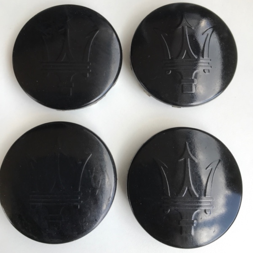 Set of 4 Maserati Wheel Hub Center Cap C403-SPM 09870b45