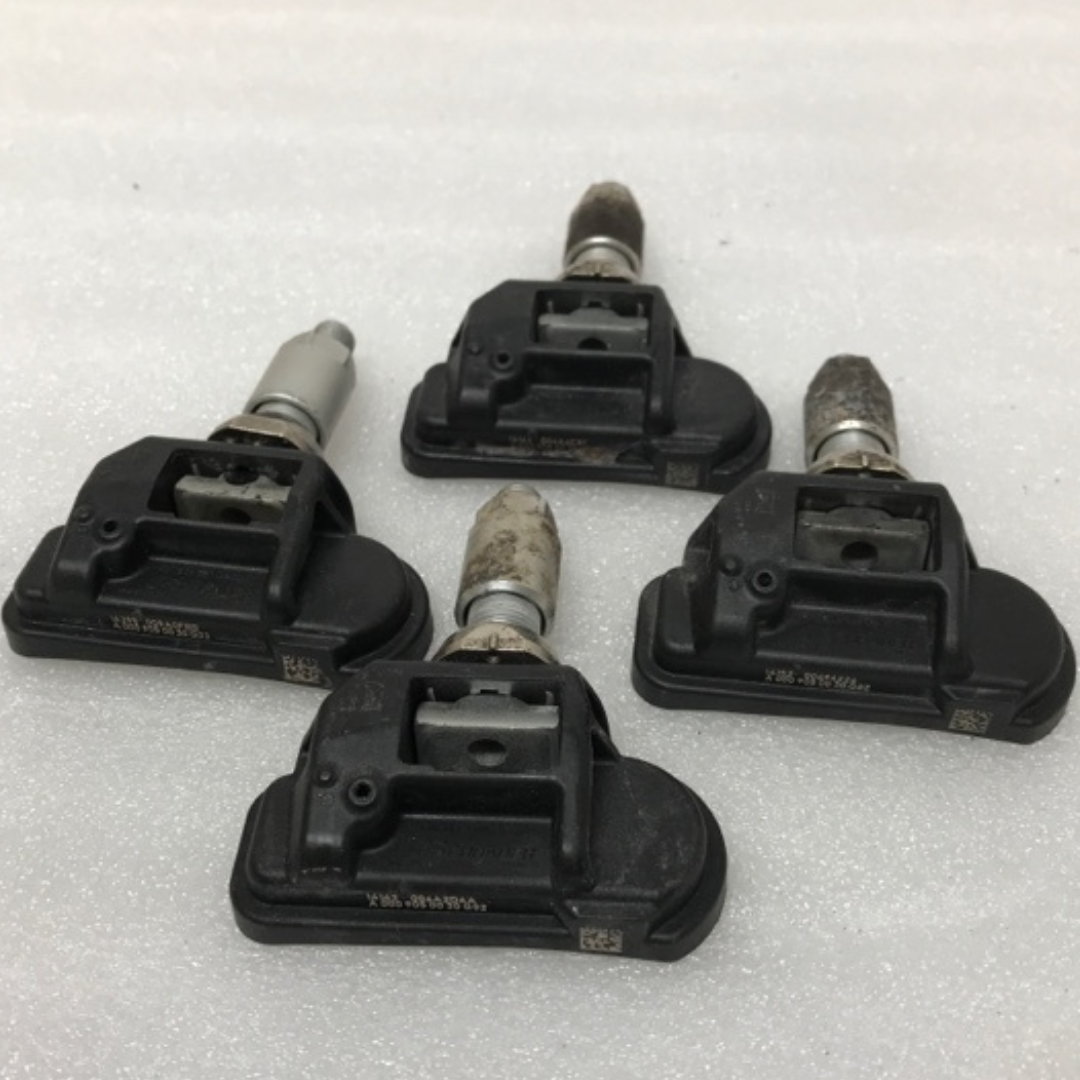 Set of 4 Mercedes Benz TPMS Sensor 433 Mhz A0009050030 48509529