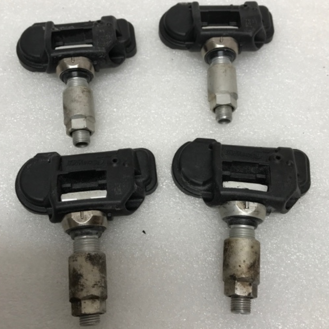 Set of 4 Mercedes TPMS Sensor 433mhz A0009050030 e722567d