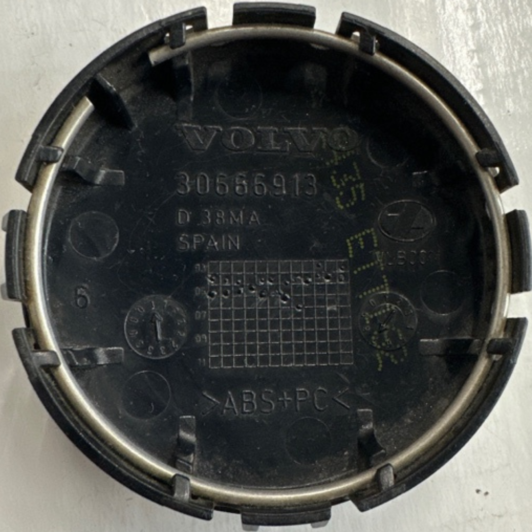 Volvo Iron Mark Alloy Wheel Center Cap Genuine OEM 30666913 cbf056b1