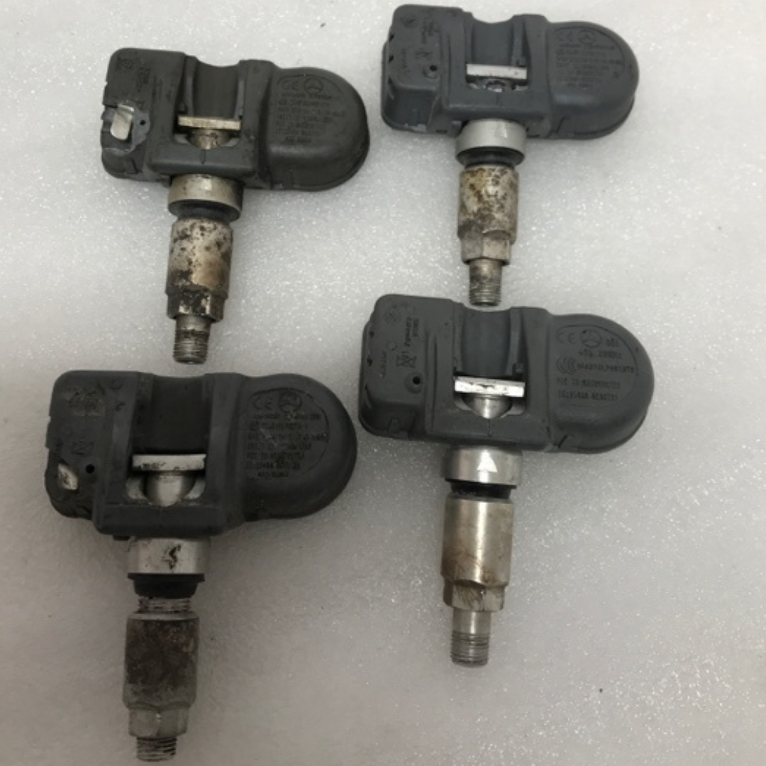 SET OF 4 TPMS SENSOR 433 MHZ MERCEDES BENZ A0009054100 5bc60b67