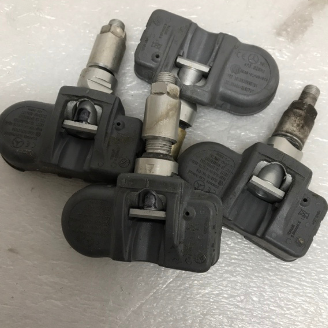 Set of 4 Mercedes Schrader TPMS Sensor A0009054100 433mhz 63ef5eb1