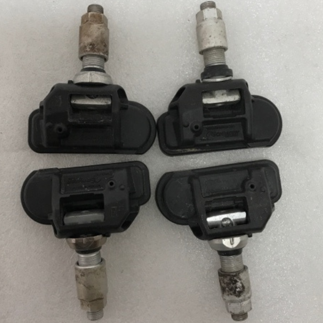 Set of 4 Mercedes Benz OEM Schrader TPMS Sensor 0009050030 433MHz