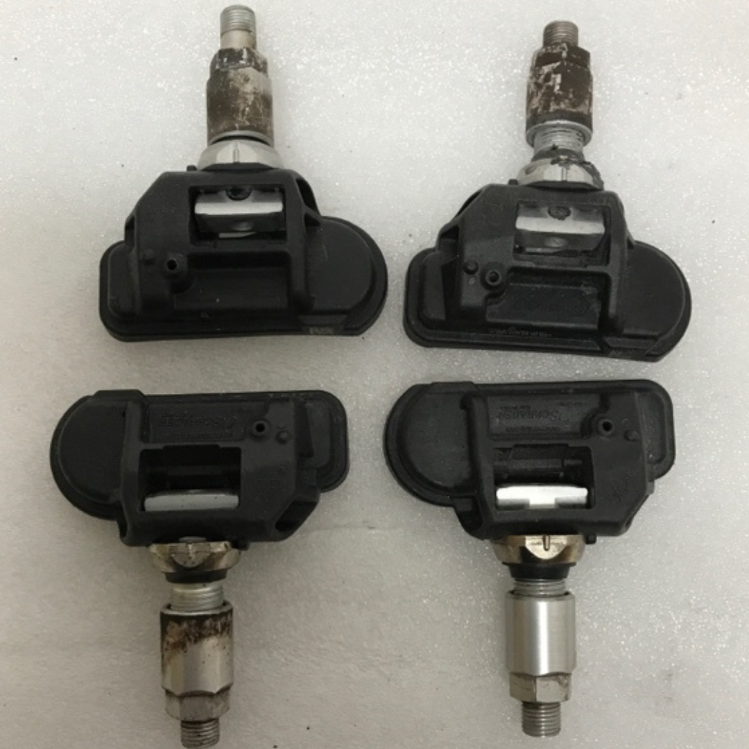 Set of 4 Mercedes Benz Schrader TPMS Sensor 0009050030 433MHz 1599123e