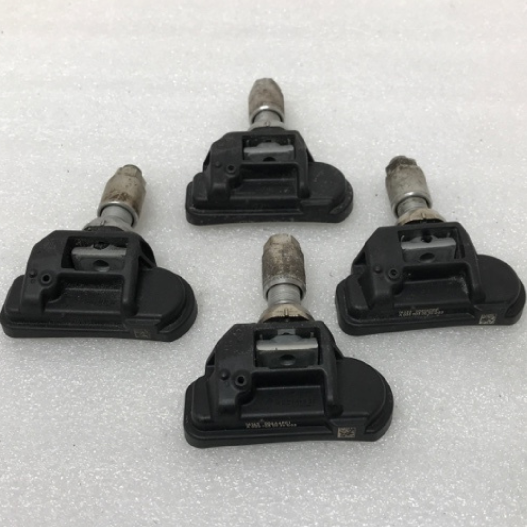 Set of 4 Mercedes Benz TPMS 433MHz 0009050030