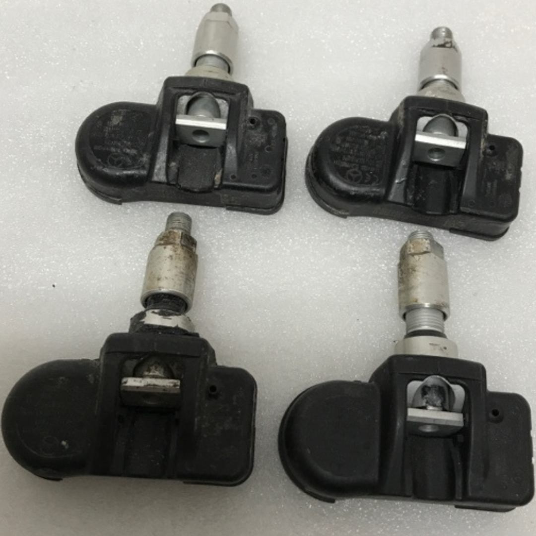 Set of 4 Mercedes Benz TPMS Sensor 433 Mhz A0009057200 3f0f0da6
