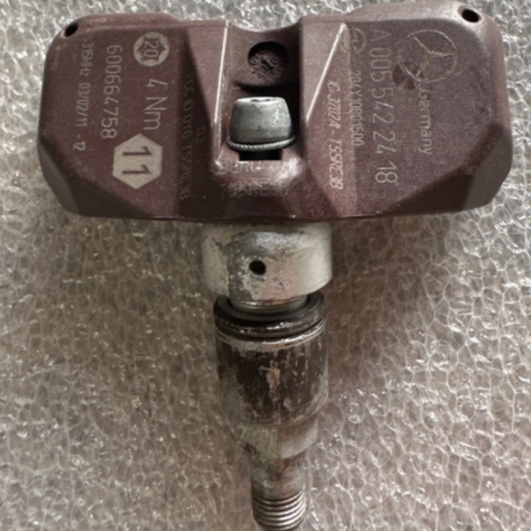 Set of 4 Mercedes TPMS Tire Pressure Sensor 315 Mhz OEM A0055422418 3cb73471