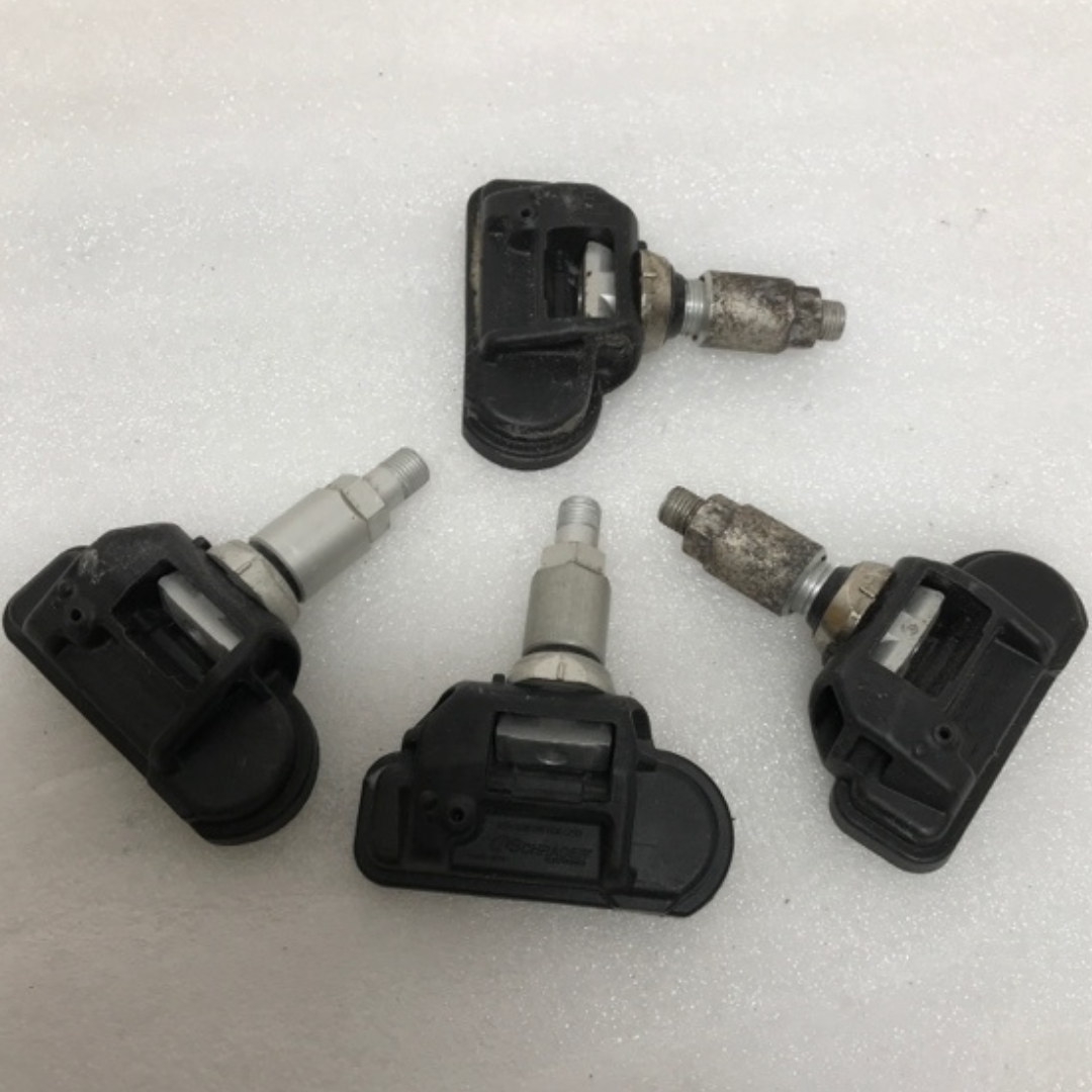 Mercedez Benz Set of 4 TPMS 0009050030 433 Mhz 65d6385f