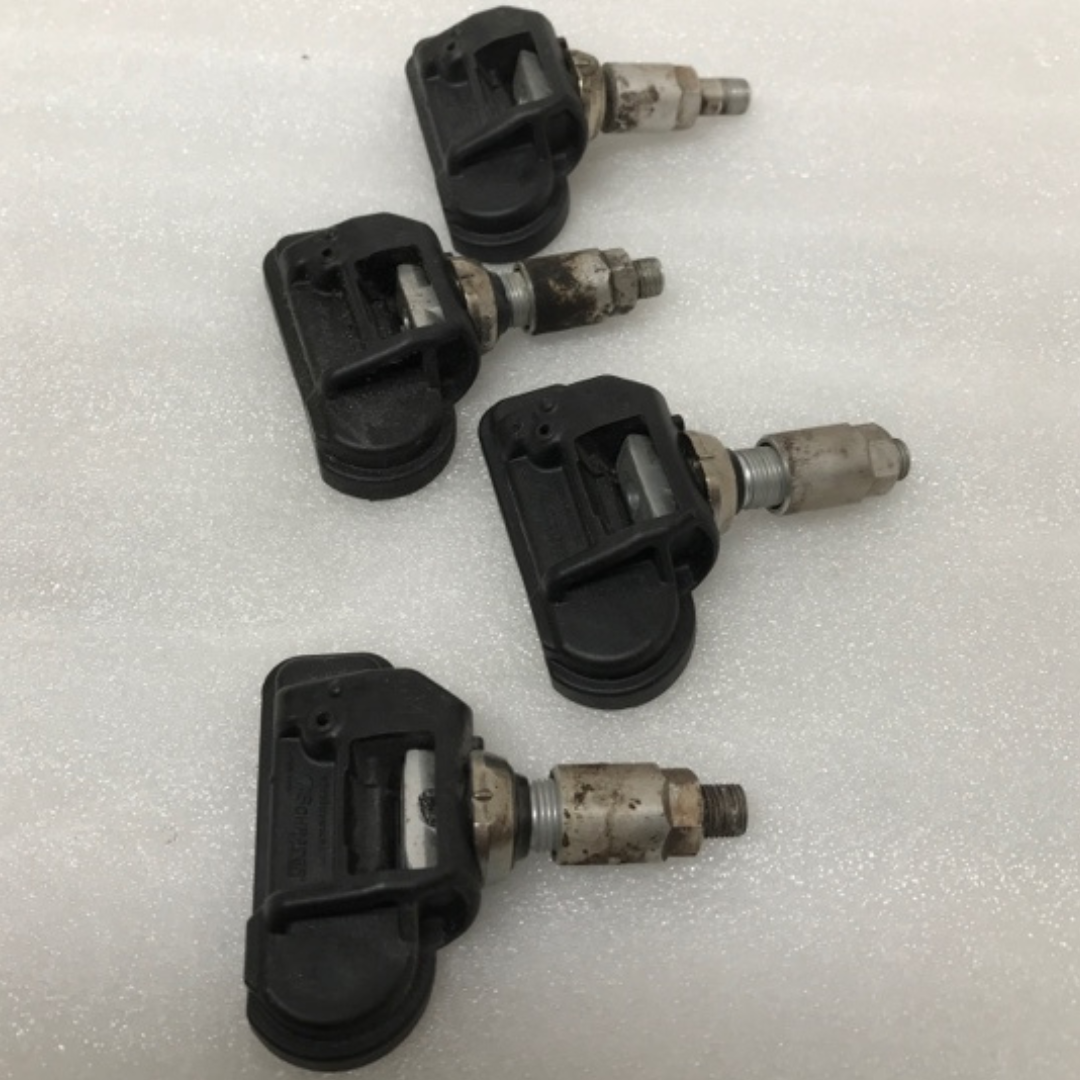 Set of 4 Mercedes Benz TPMS A0009050030 433MHz ddc5d06f