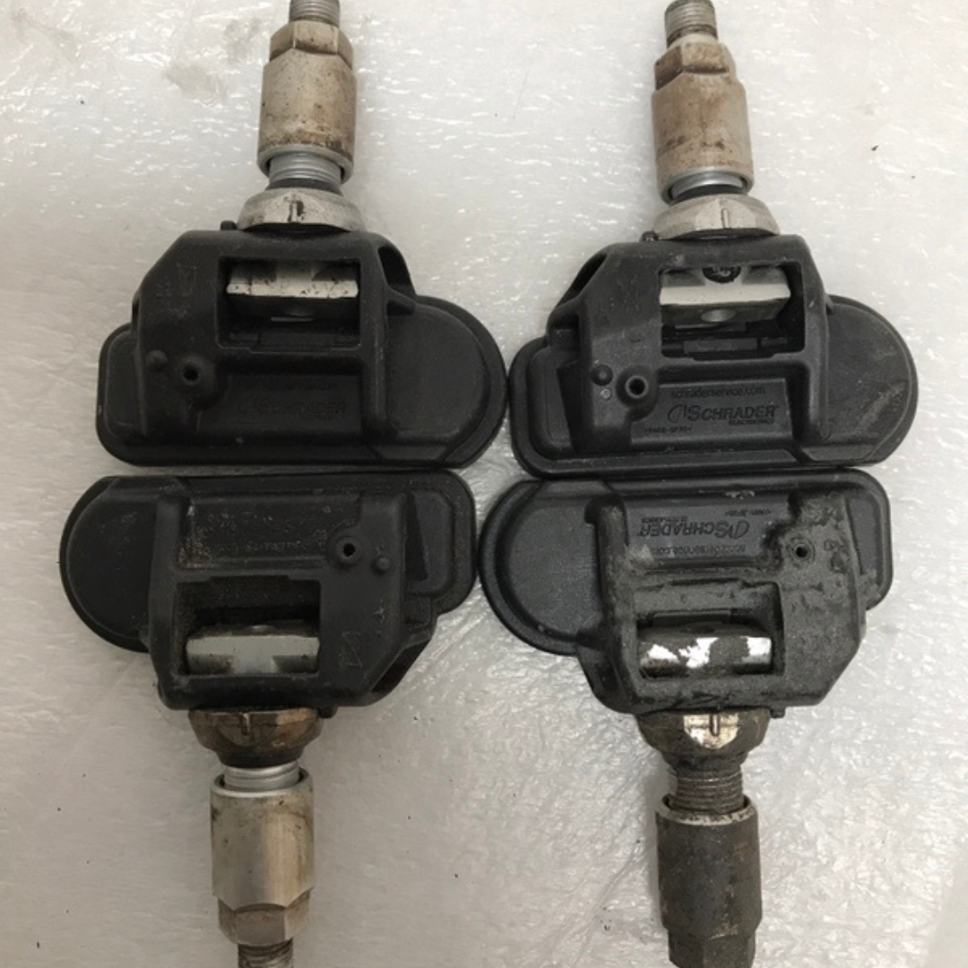 Set of 4 Mercedes Benz TPMS 433mhz A0009050030 489a40c6