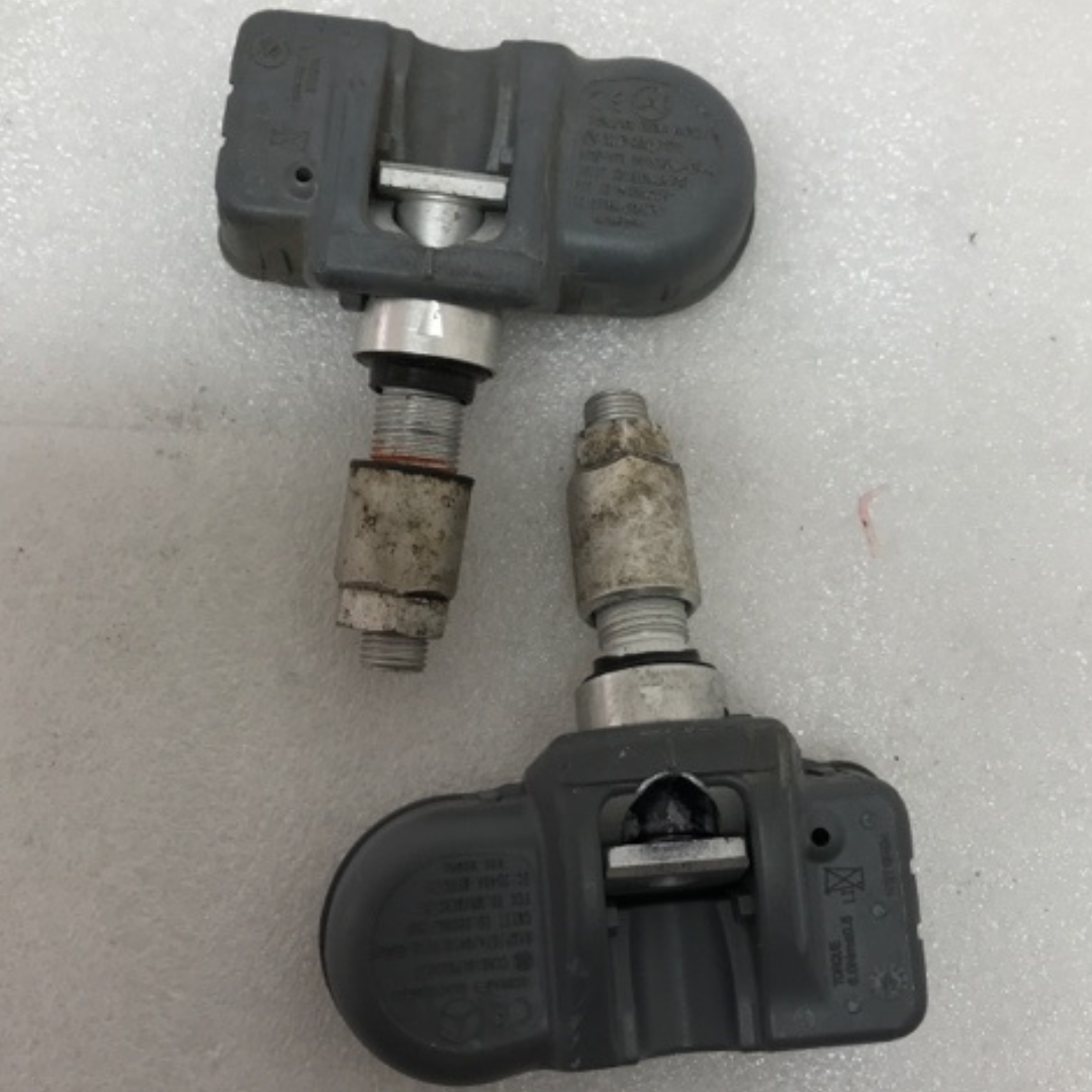 Set of 4 Mercedes Benz TPMS Sensor 433MHz A0009054100 41a01e8d