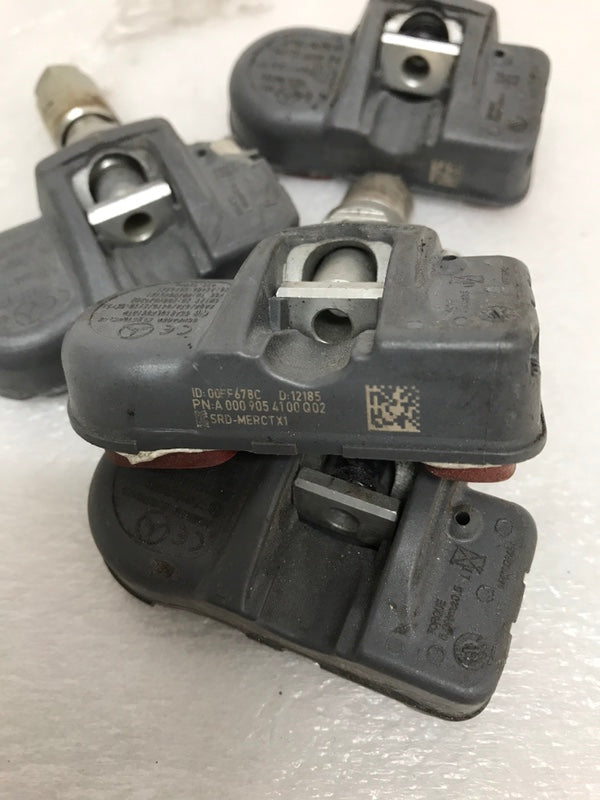 Set of 4 Mercedes Schrader TPMS Sensor A0009054100 433mhz 6bf76079