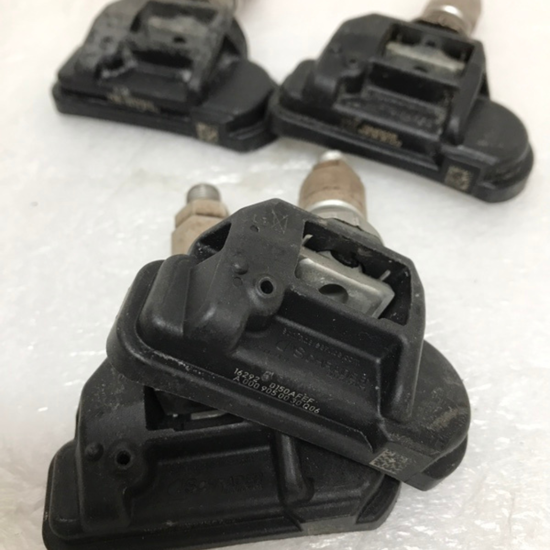Set of 4 Mercedes Benz TPMS 433mhz A0009050030 489a40c6