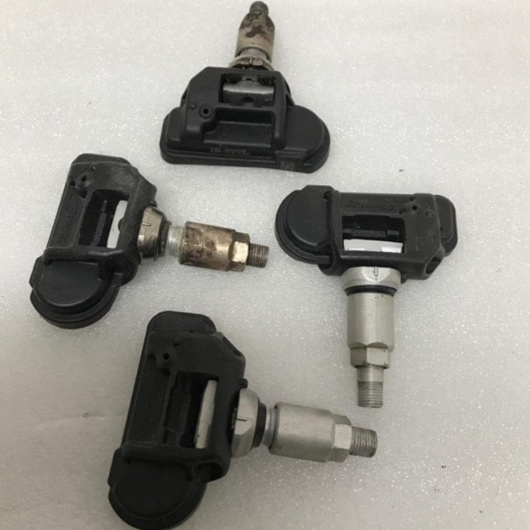 Set of 4 Mercedes TPMS A0009050030 ef0a0013 efa0013