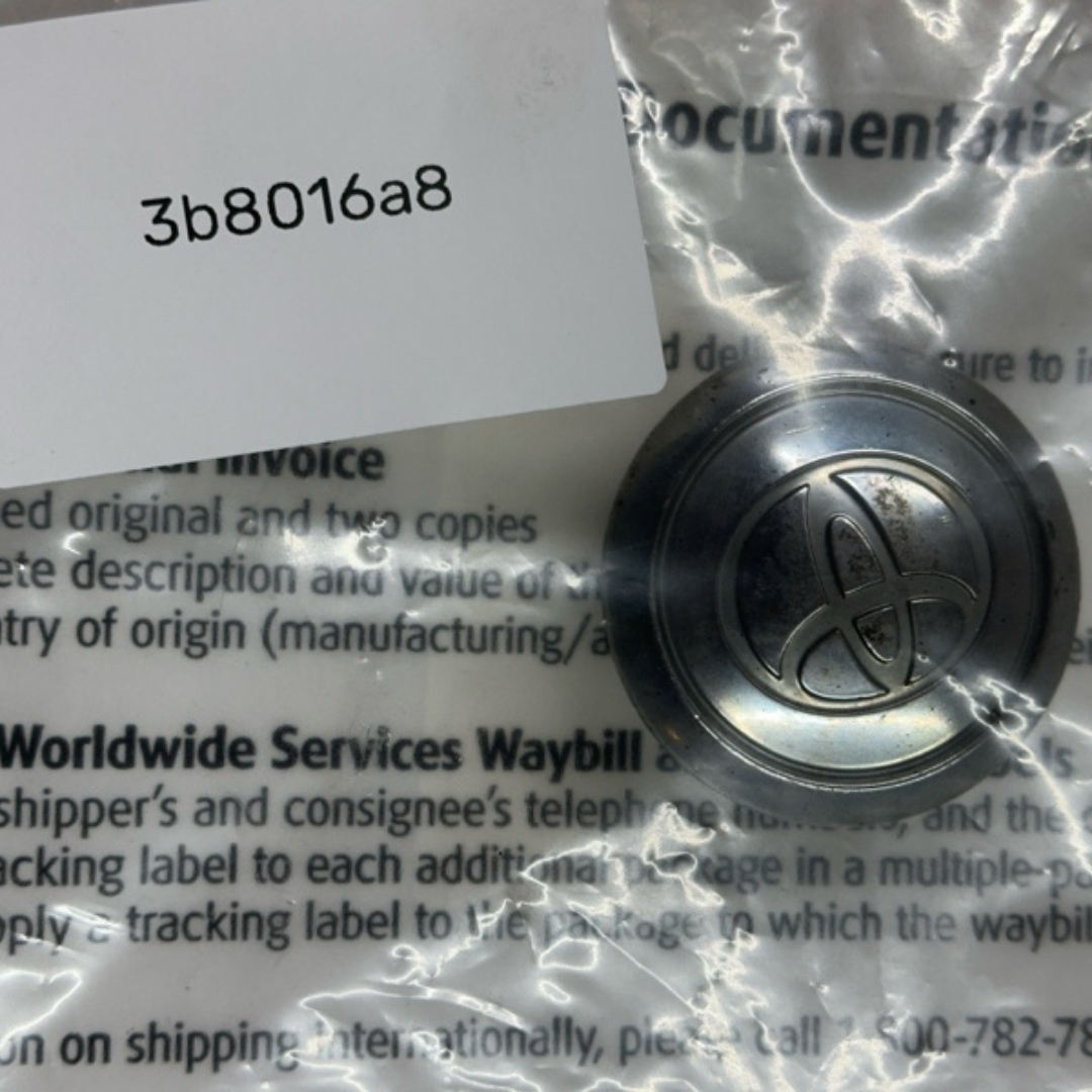Toyota Wheel Hub Center Cap Factory OEM 3b8016a8