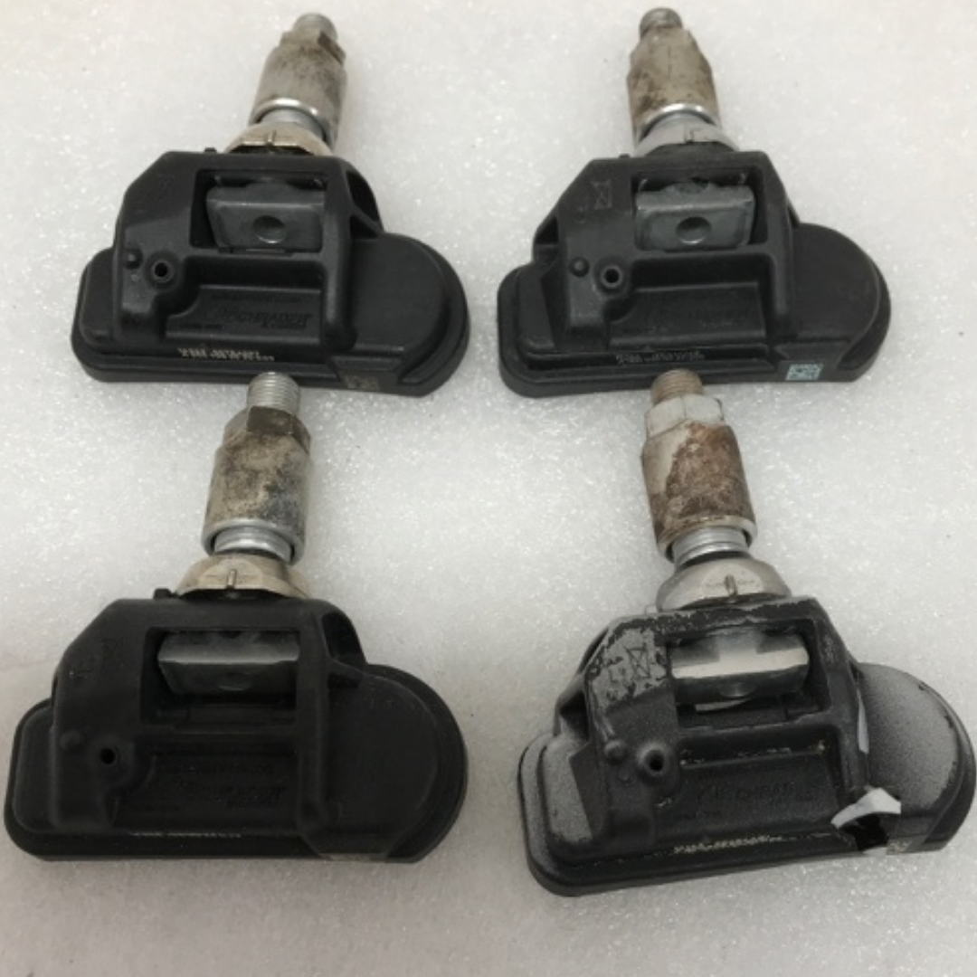 Set of 4 Mercedes Benz TPMS Sensor 433MHz A0009057200 a21e42fe