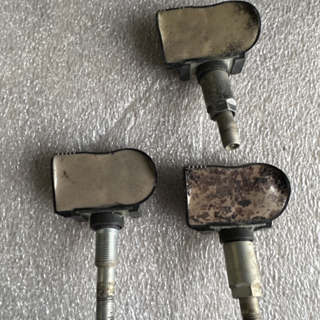 Set of 4 Mopar Tire Pressure Monitor Sensor TPMS 433Mhz OEM e93d3c84