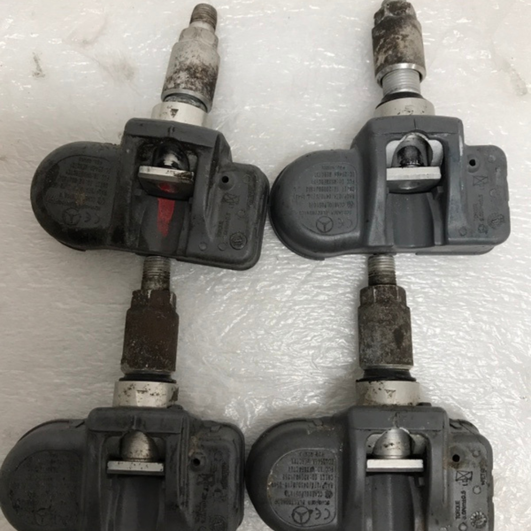 Set of 4 Mercedes Schrader TPMS Sensor A0009054100 433mhz ea7fec60