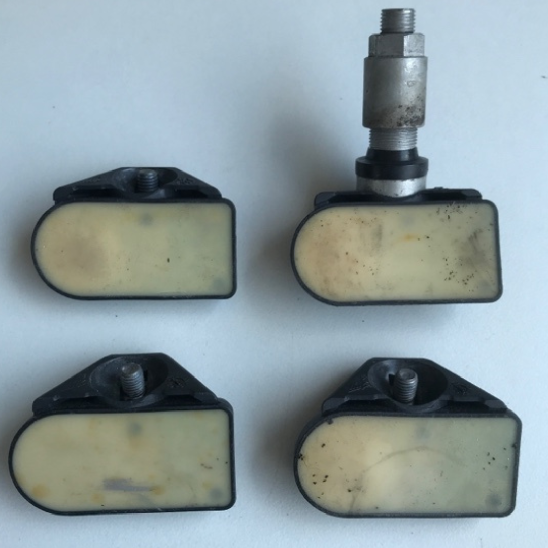 Set of 4 BMW Tire Pressure System TPMS 6877936-04 e399cdb9