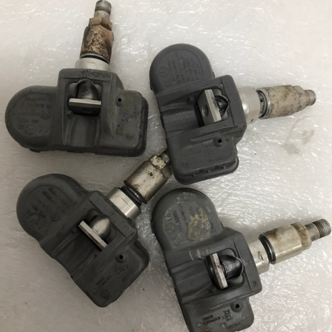 Set of 4 Mercedes Schrader TPMS Sensor A0009054100 433mhz 17153c88