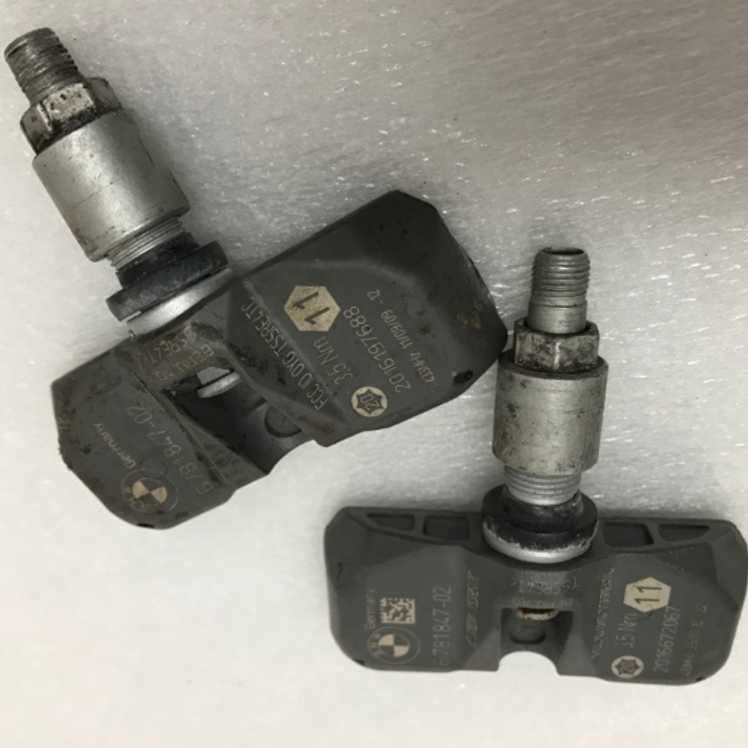 SET OF 2 TPMS SENSORS for BMW, Mini, Rolls-Royce 36236781847 12b748c5
