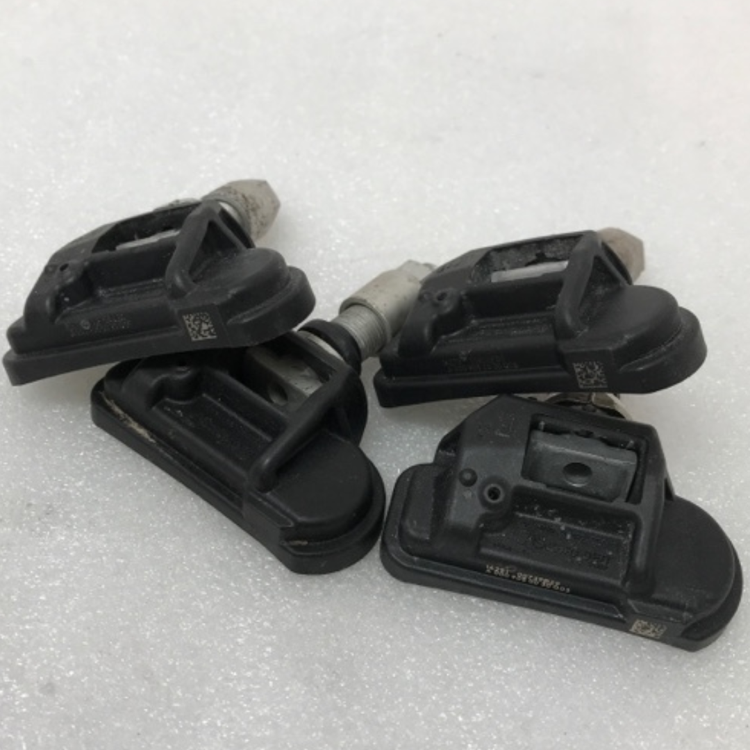 Set of 4 Mercedes Benz OEM Schrader TPMS Sensor 0009050030 433MHz
