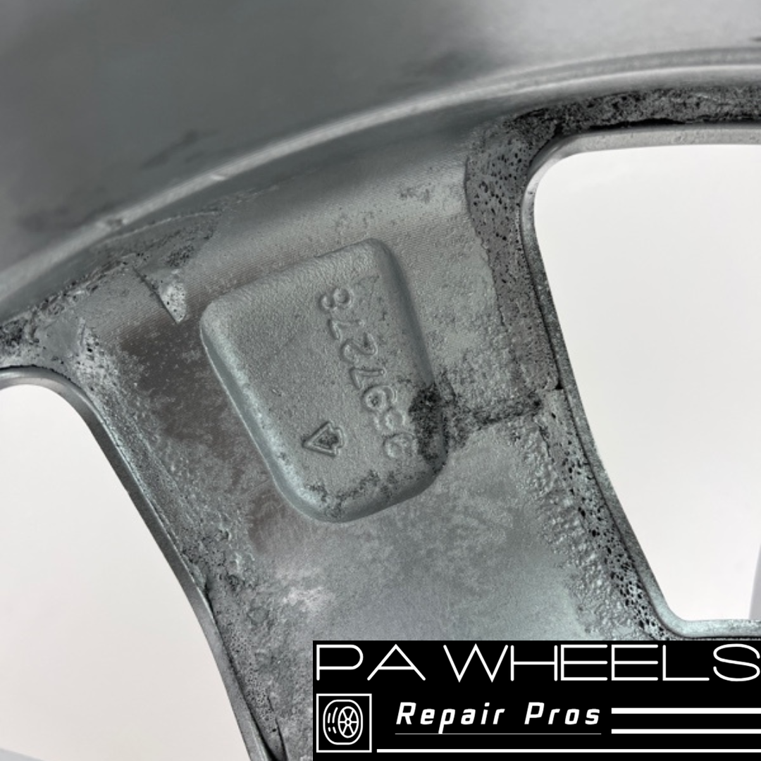 CADILLAC DTS 2008 2009 2010 2011 18" FACTORY OEM WHEEL RIM 4644 09596592