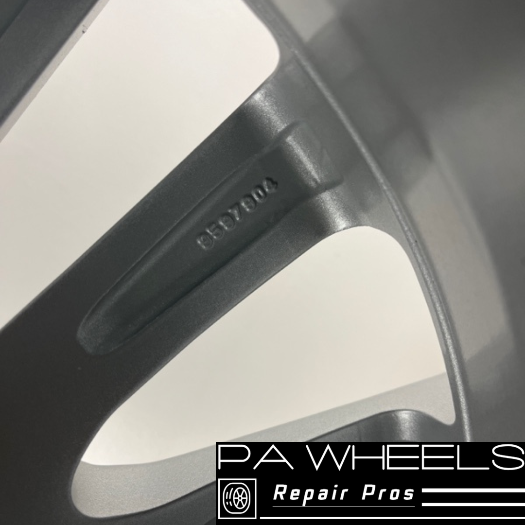CADILLAC CTS 2011-2014 18" FACTORY OEM REAR WHEEL RIM 4673 22820070