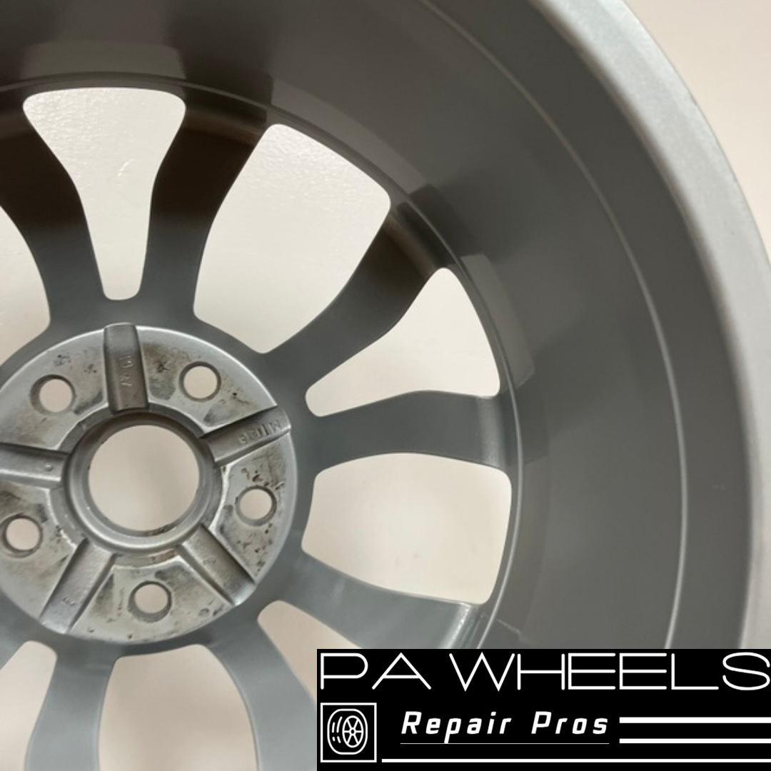 CADILLAC ATS 2013-2018 18" FACTORY OEM WHEEL RIM FRONT 4704 22921894