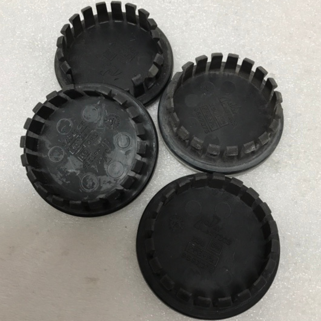 Set of 4 Cadillac Center Caps 9597375 0a71b922