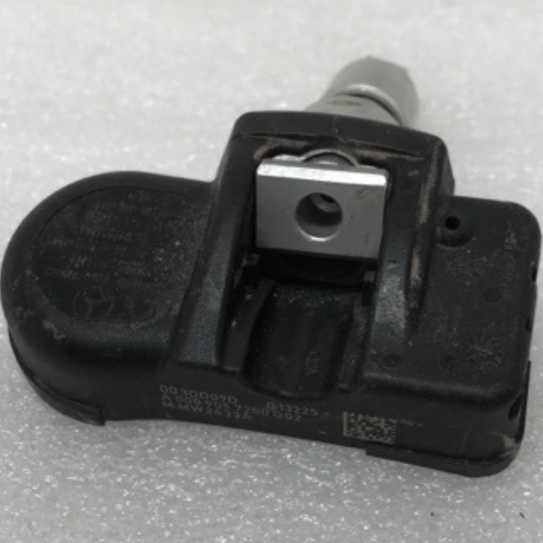 Set of 4 Mercedes Schrader TPMS Sensor 433mhz 0009057200 42d07a1c