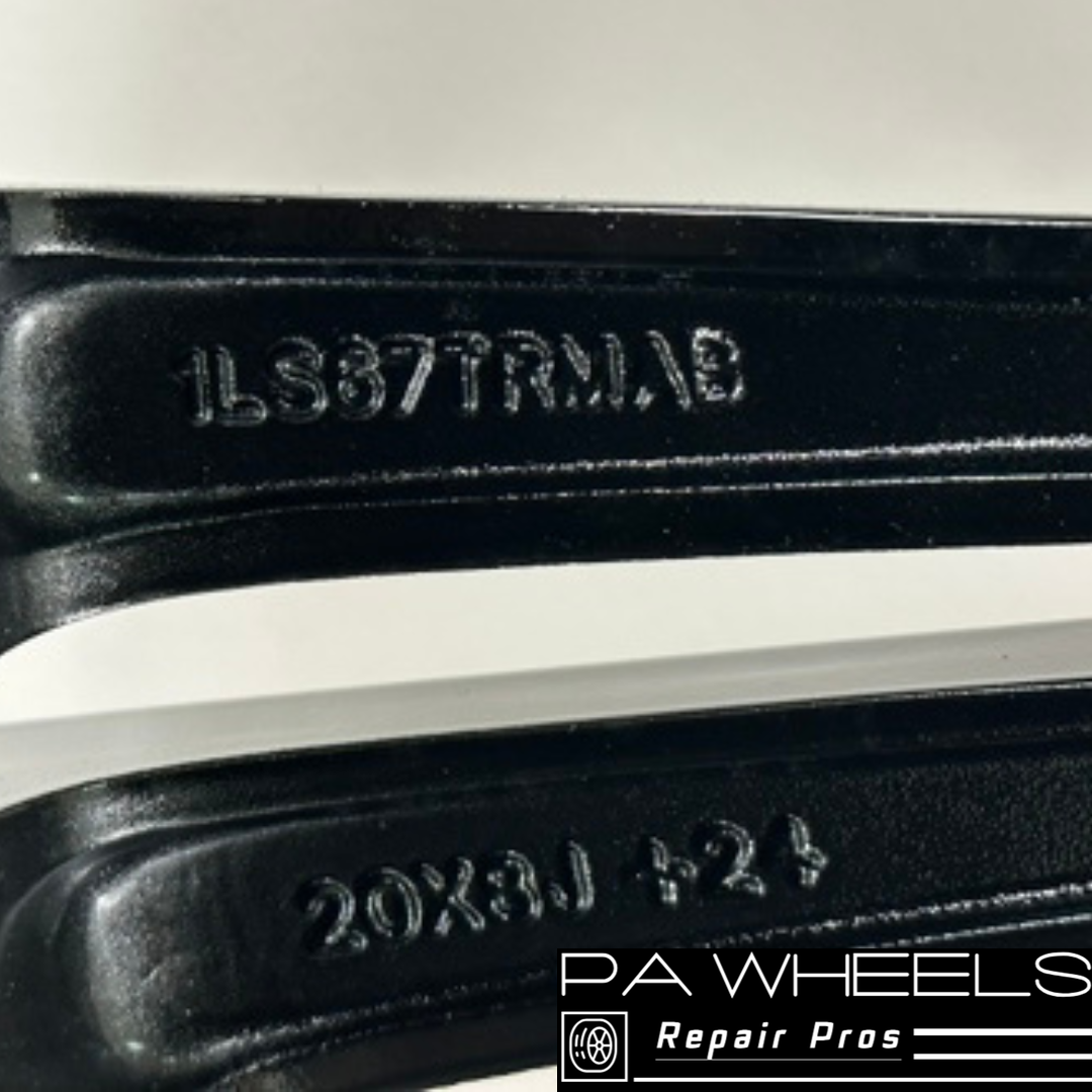 CHRYSLER 300 2011-2014 20" FACTORY ORIGINAL WHEEL RIM 2420 1LS67TRMAA