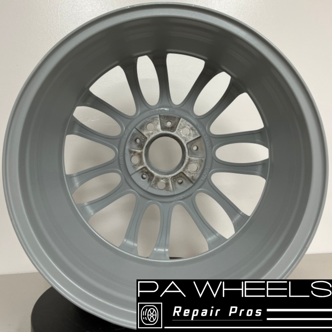 BMW 323i 335i 2006-2013 18" FACTORY OEM FRONT WHEEL RIM 59594 6775605