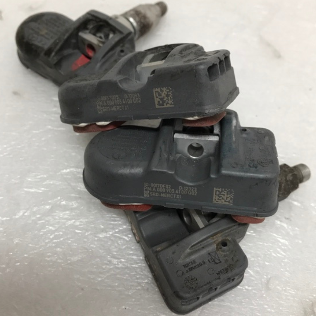 Set of 4 Mercedes Schrader TPMS Sensor A0009054100 433mhz ea7fec60
