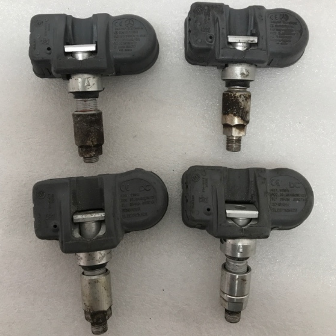 Set of 4 Mercedes Schrader TPMS Sensor A0009054100 433mhz 166fb4d5