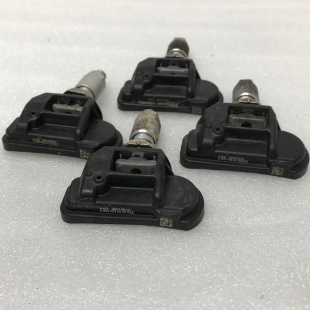 Set of 4 Mercedes Benz TPMS Sensor 433 Mhz A0009050030 48509529