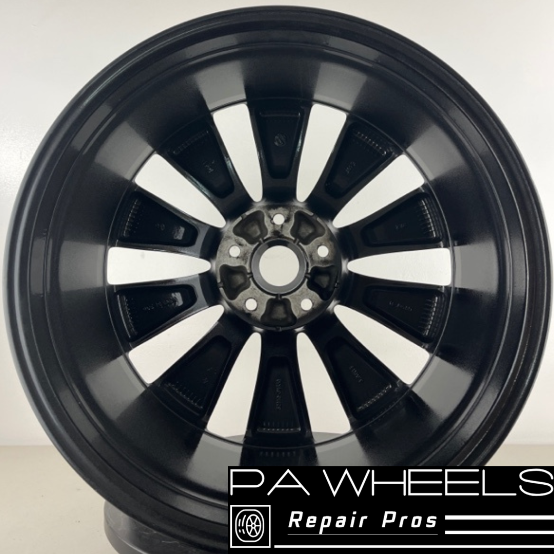 HYUNDAI GENESIS 2012-2014 19" FACTORY ORIGINAL WHEEL RIM 70824 52910-3M650