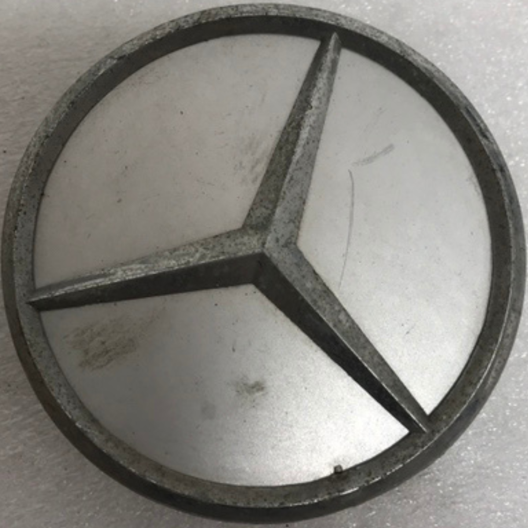 Set of 4 Mercedes-Benz Silver Wheel Center Hub Caps a7b13f44