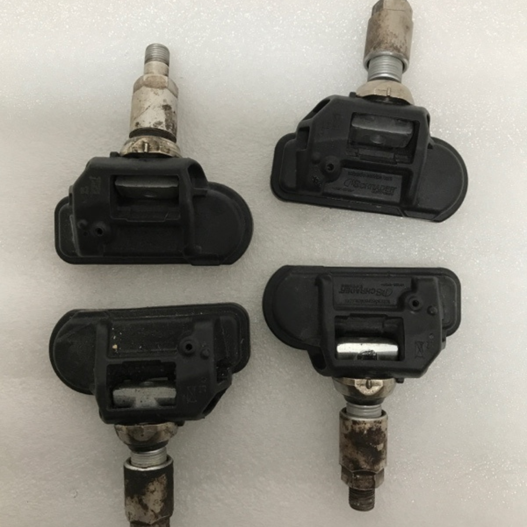 Set of 4 Mercedes Benz TPMS A0009050030 433MHz ddc5d06f