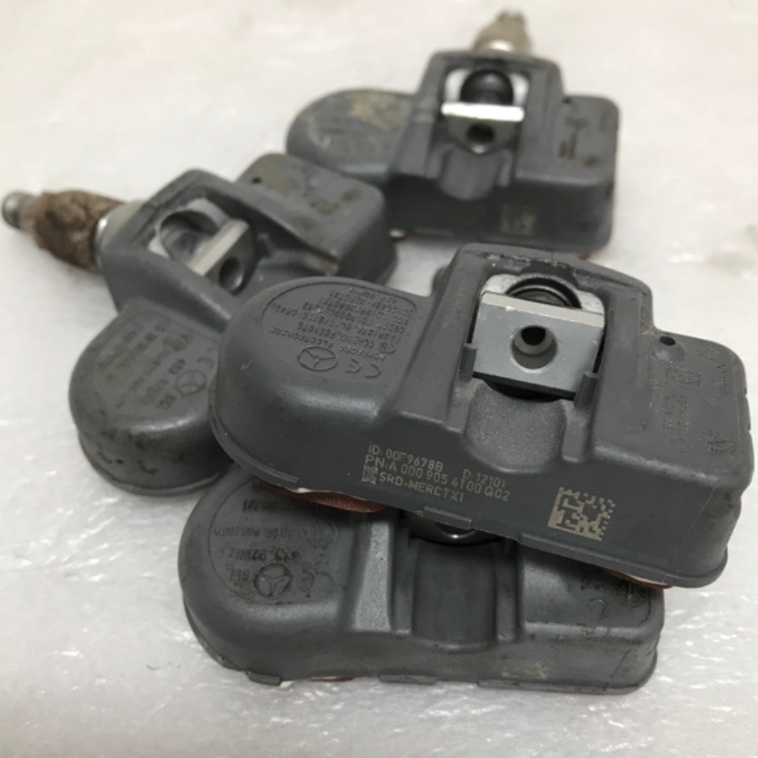 Set of 4 Mercedes Schrader TPMS Sensor A0009054100 433mhz 17153c88