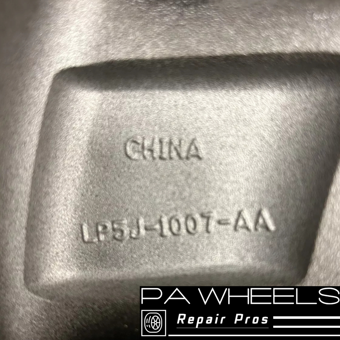 Lincoln MKZ 2020 OEM 19" Wheel LP5J1007AA LP5Z1007A 10252